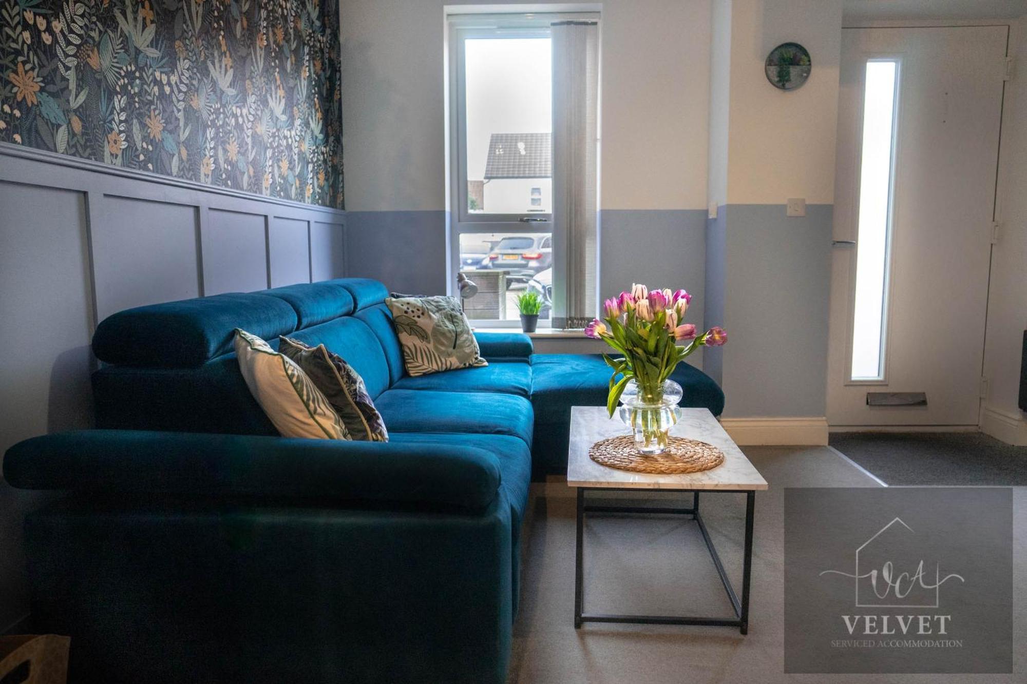 1 Bed House At Velvet Serviced Accommodation Swansea With Free Parking & Wifi - Sa1 Exterior photo